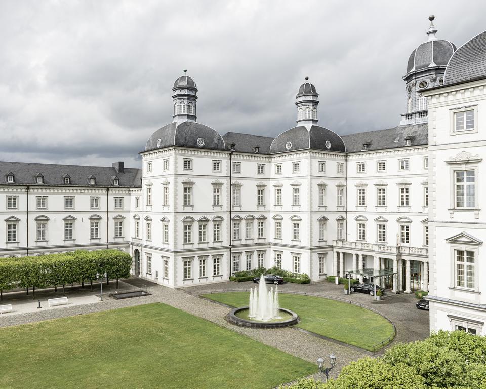 Althoff Grandhotel Schloss Bensberg Bergisch Gladbach Exterior foto The former abbey of Kamp